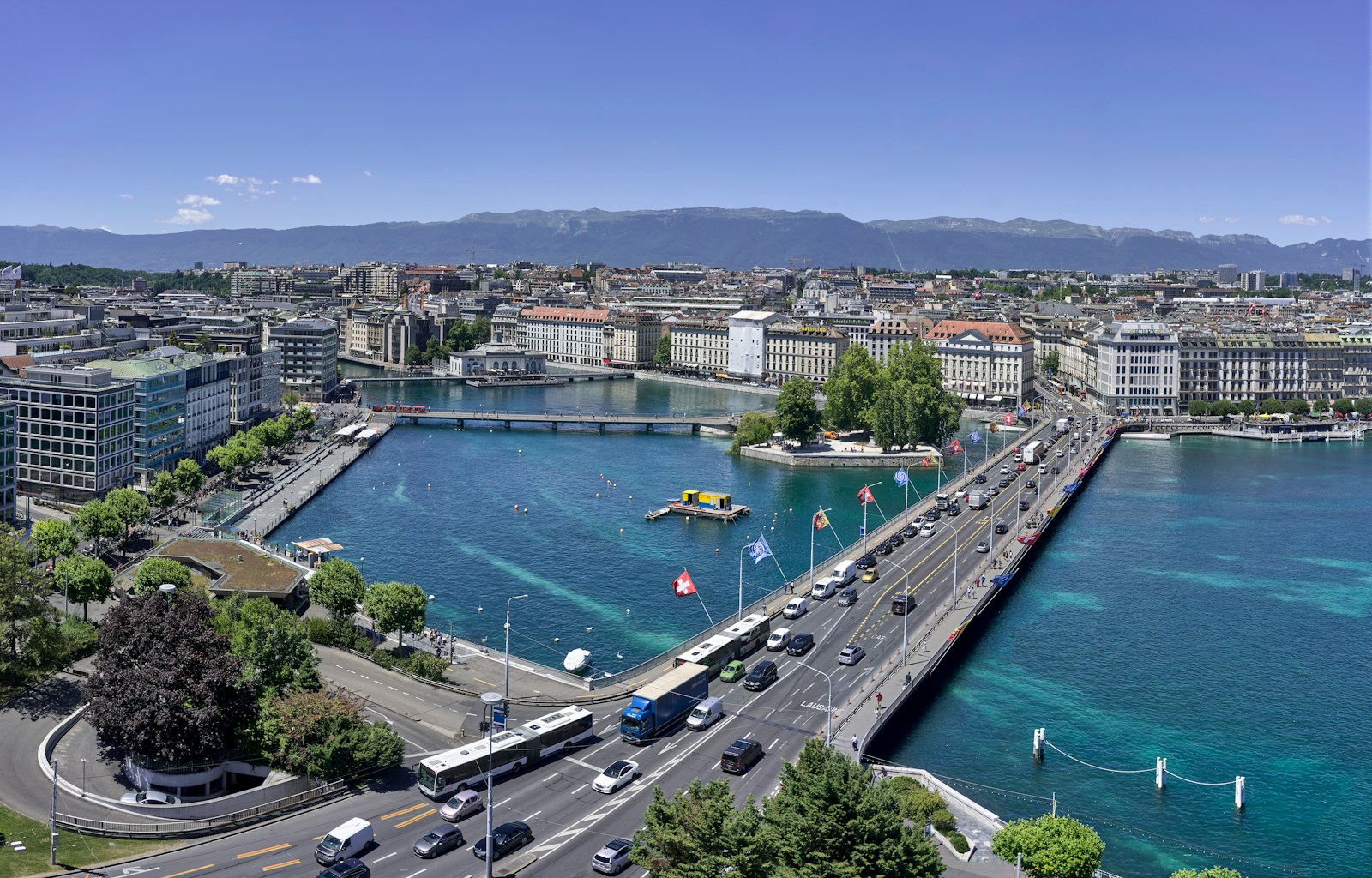 cool roof Geneve : voir comment Genève adopte le cool roofing pour un futur plus vert